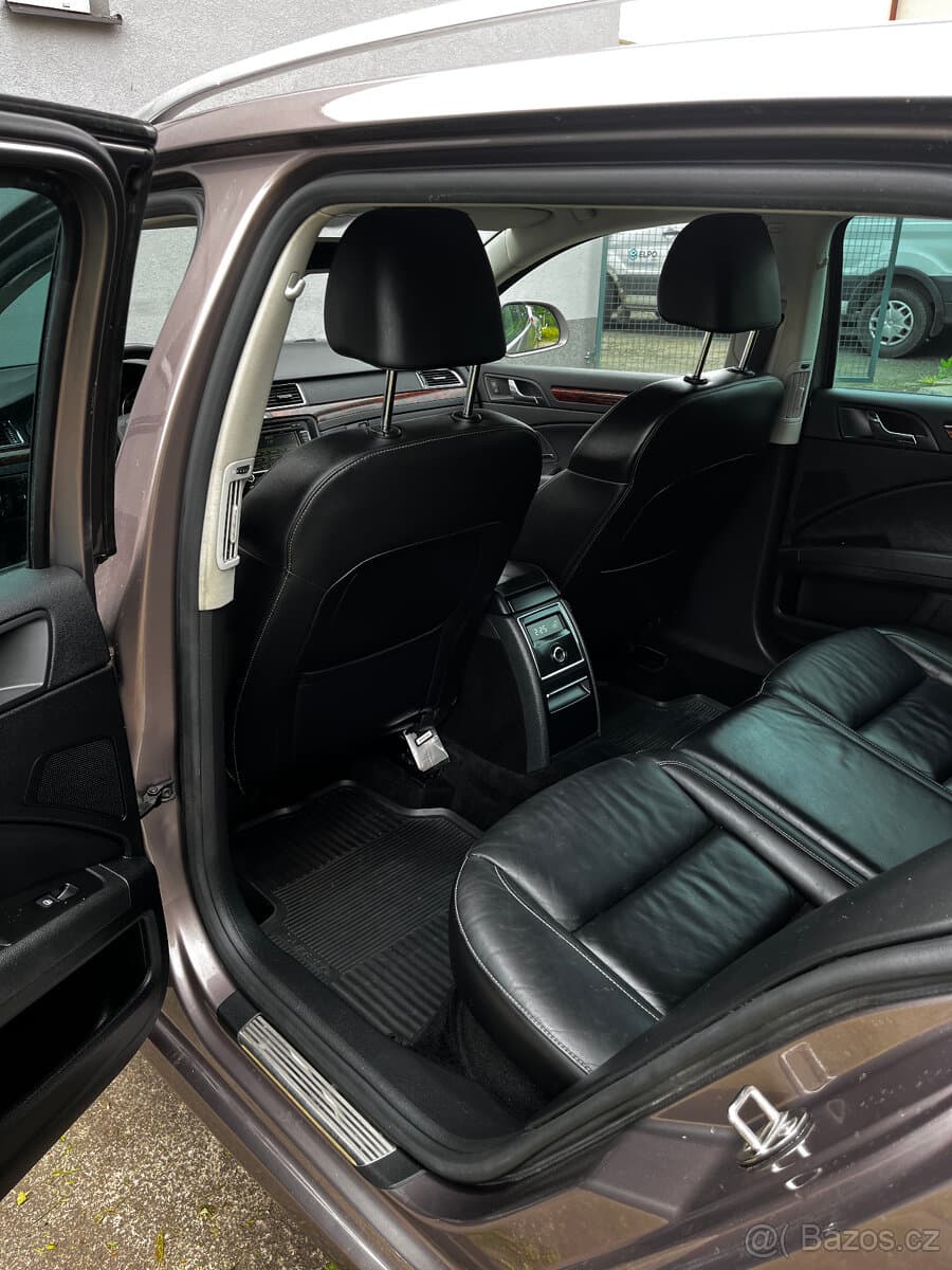 2010 Škoda SUPERB - 12