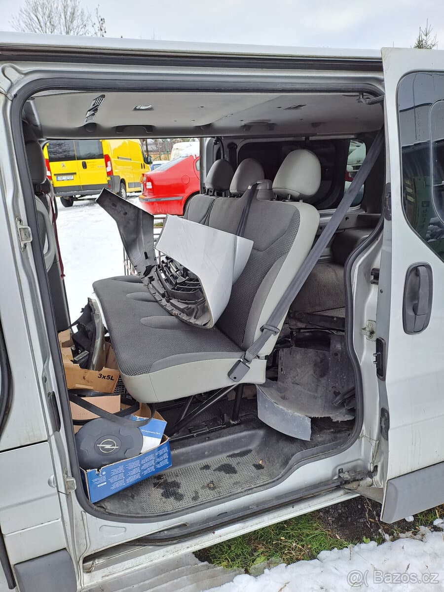 2008 Opel VIVARO - 12