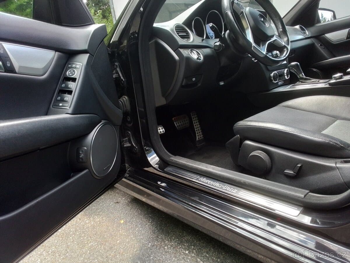 2011 Mercedes-Benz OSTATNÍ - 12