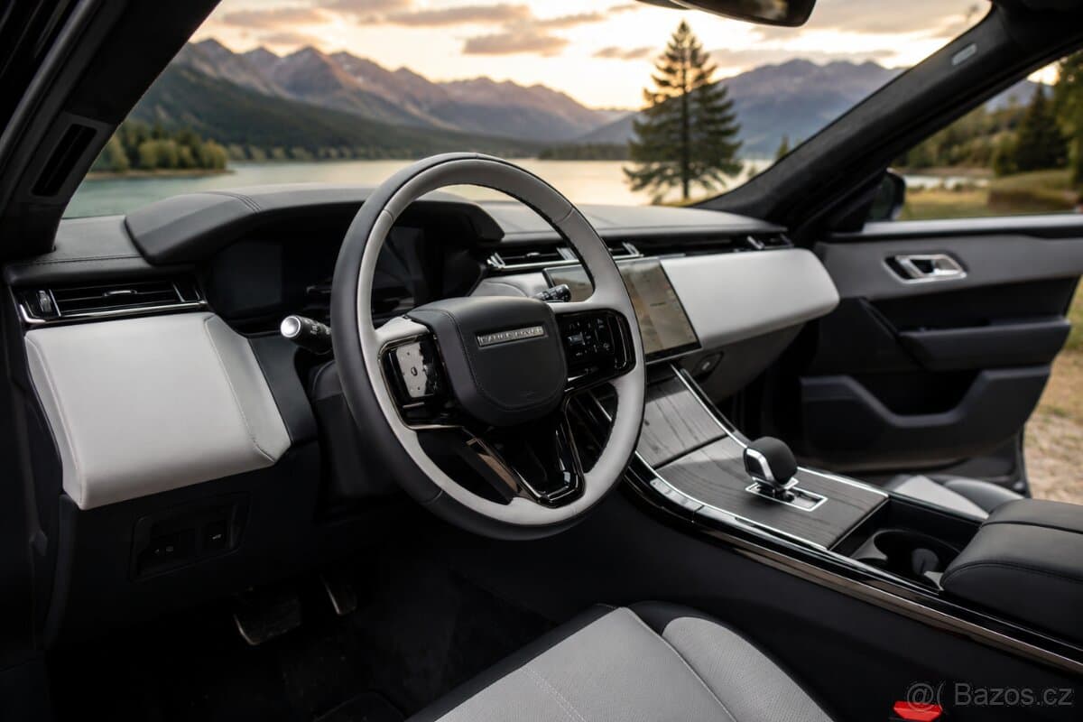 2026 Land Rover RANGE ROVER VELAR - 12