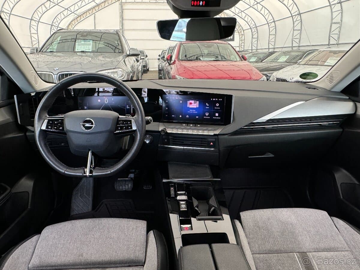 2022 Opel ASTRA - 12