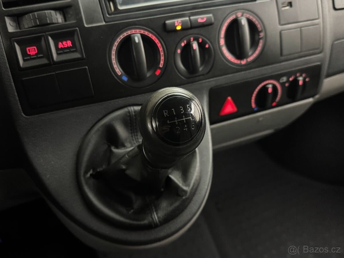 Volkswagen TRANSPORTER - 12