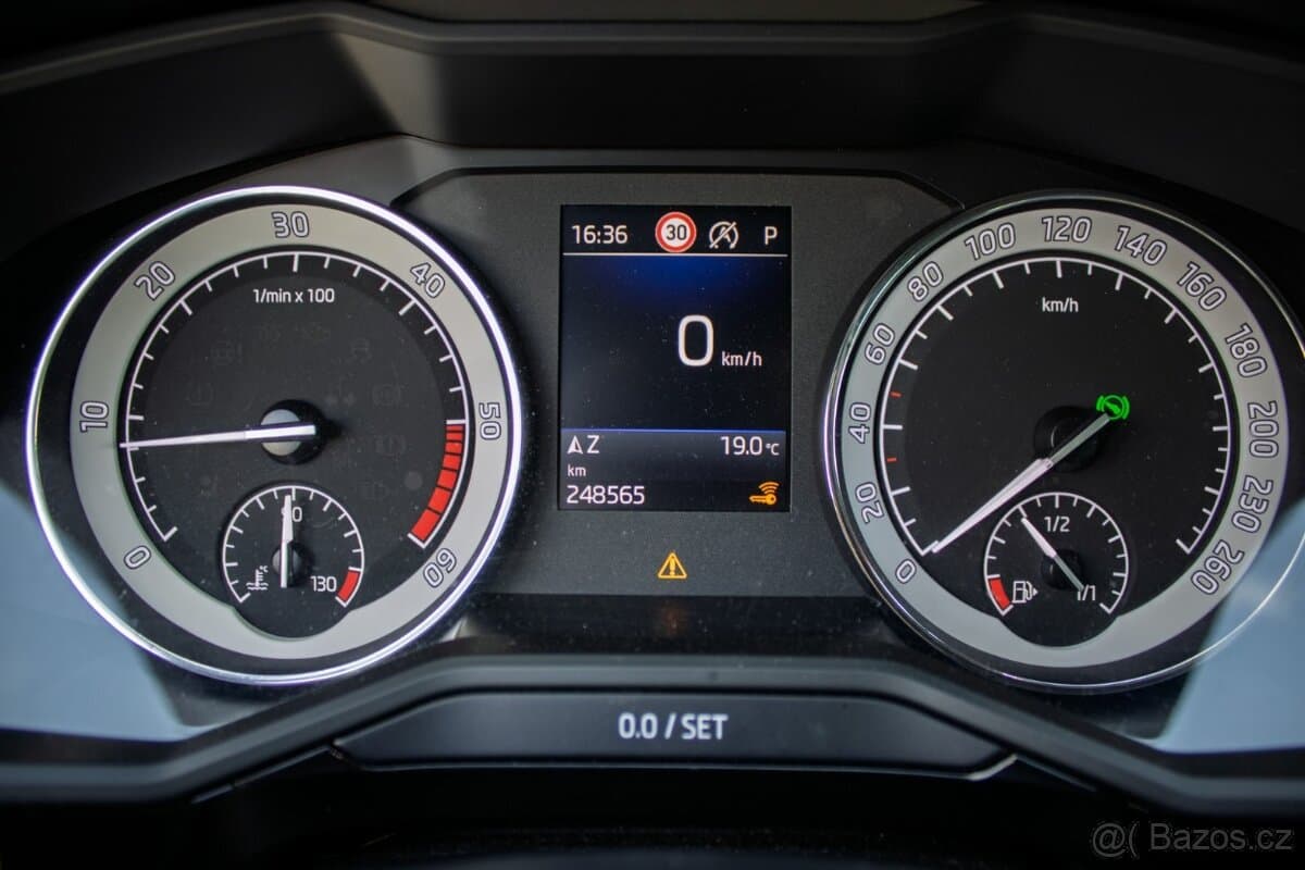 2021 Škoda SUPERB - 12
