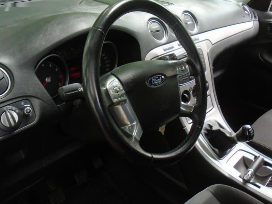2011 Ford GALAXY - 12