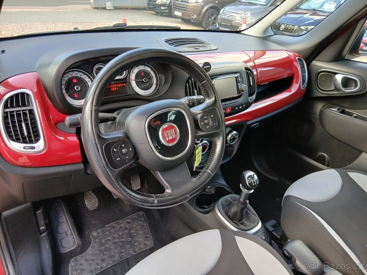 2014 Fiat 500L - 12