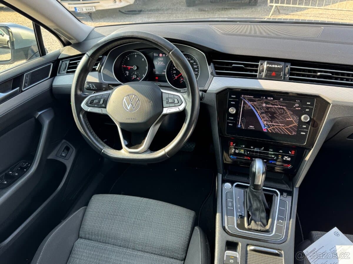 2021 Volkswagen PASSAT - 12