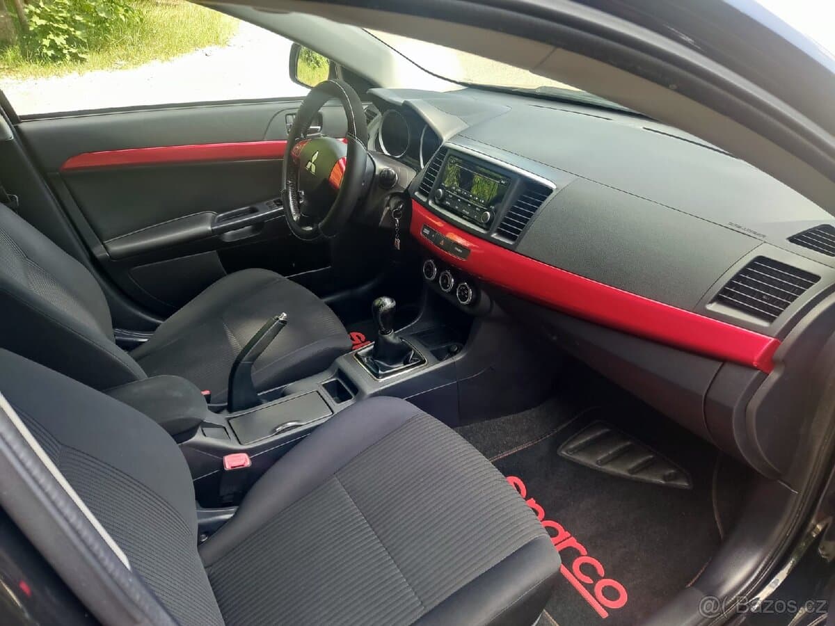2014 Mitsubishi LANCER - 12