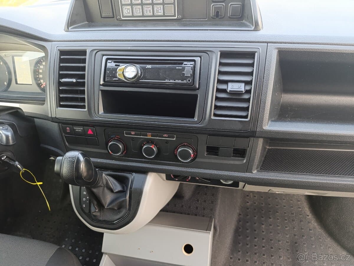 2019 Volkswagen TRANSPORTER - 12