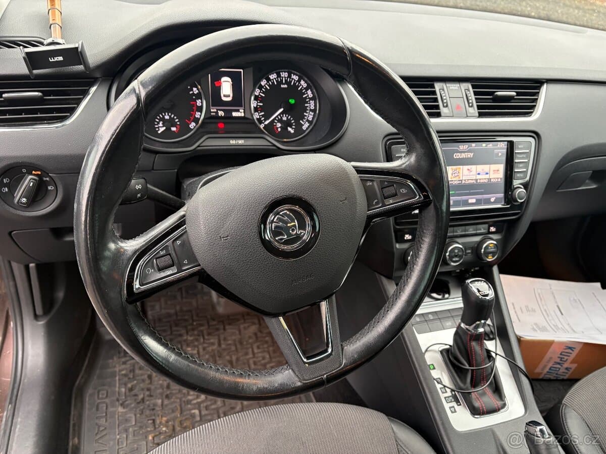 2016 Škoda OCTAVIA - 12