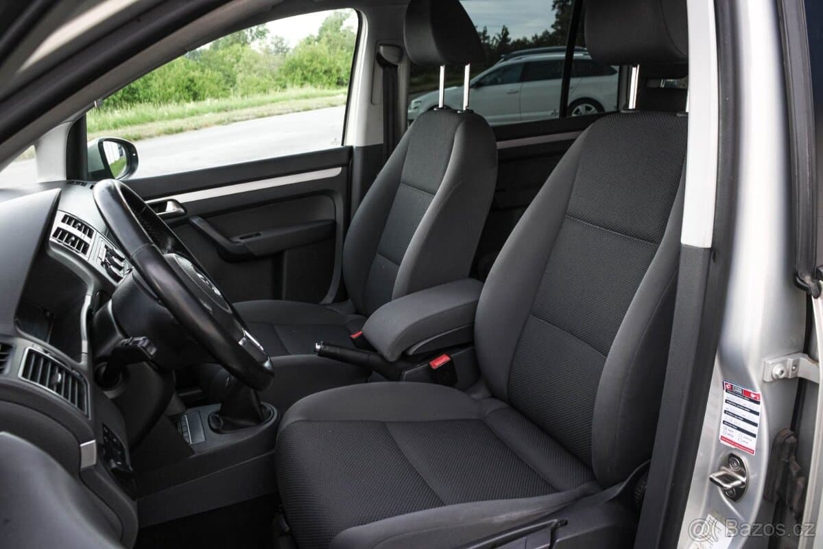 2012 Volkswagen TOURAN - 12