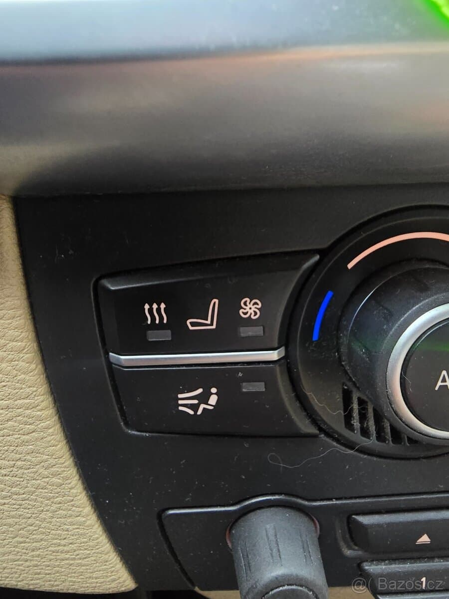 2010 BMW X5 - 12