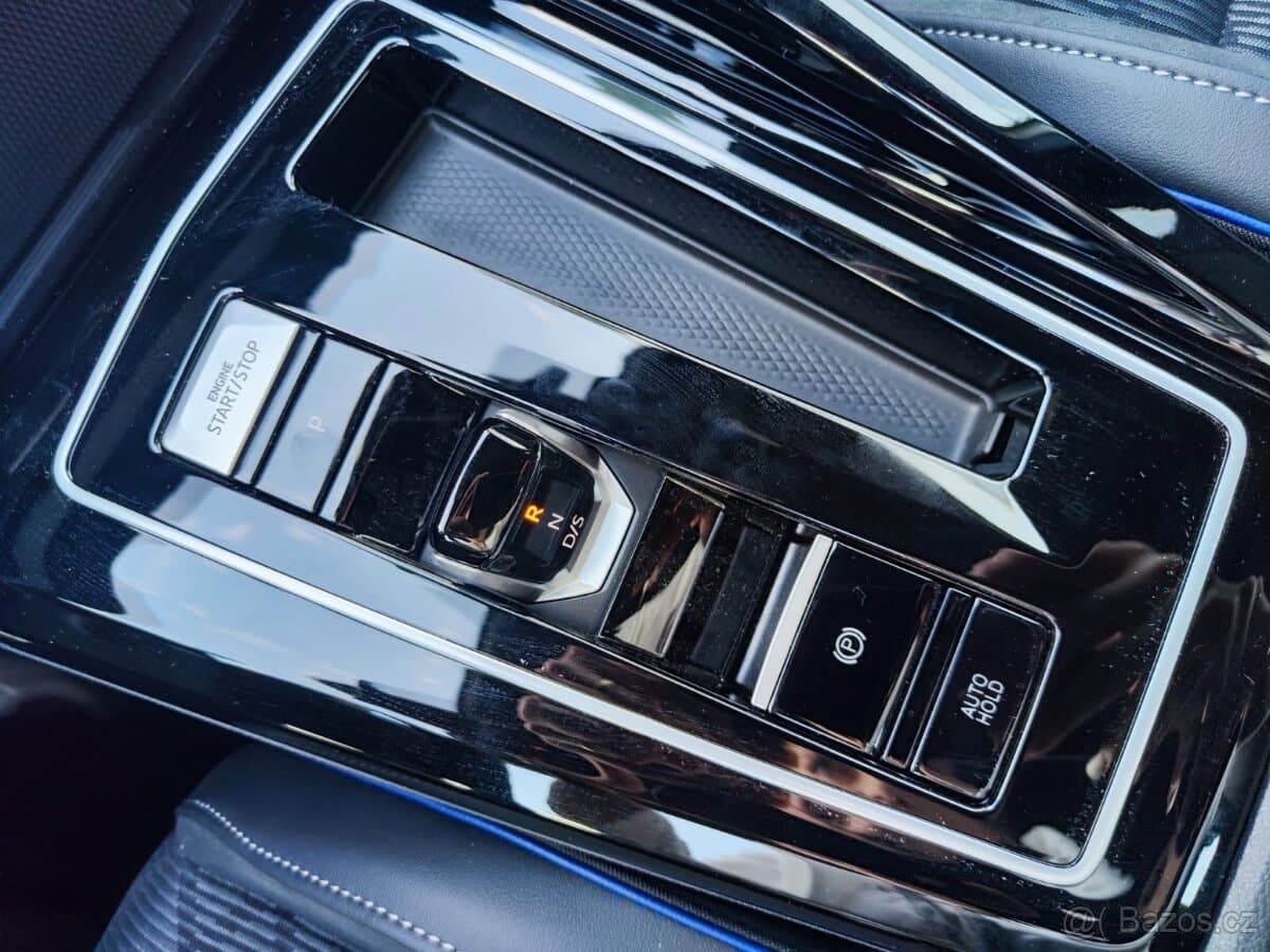 Volkswagen GOLF - 12