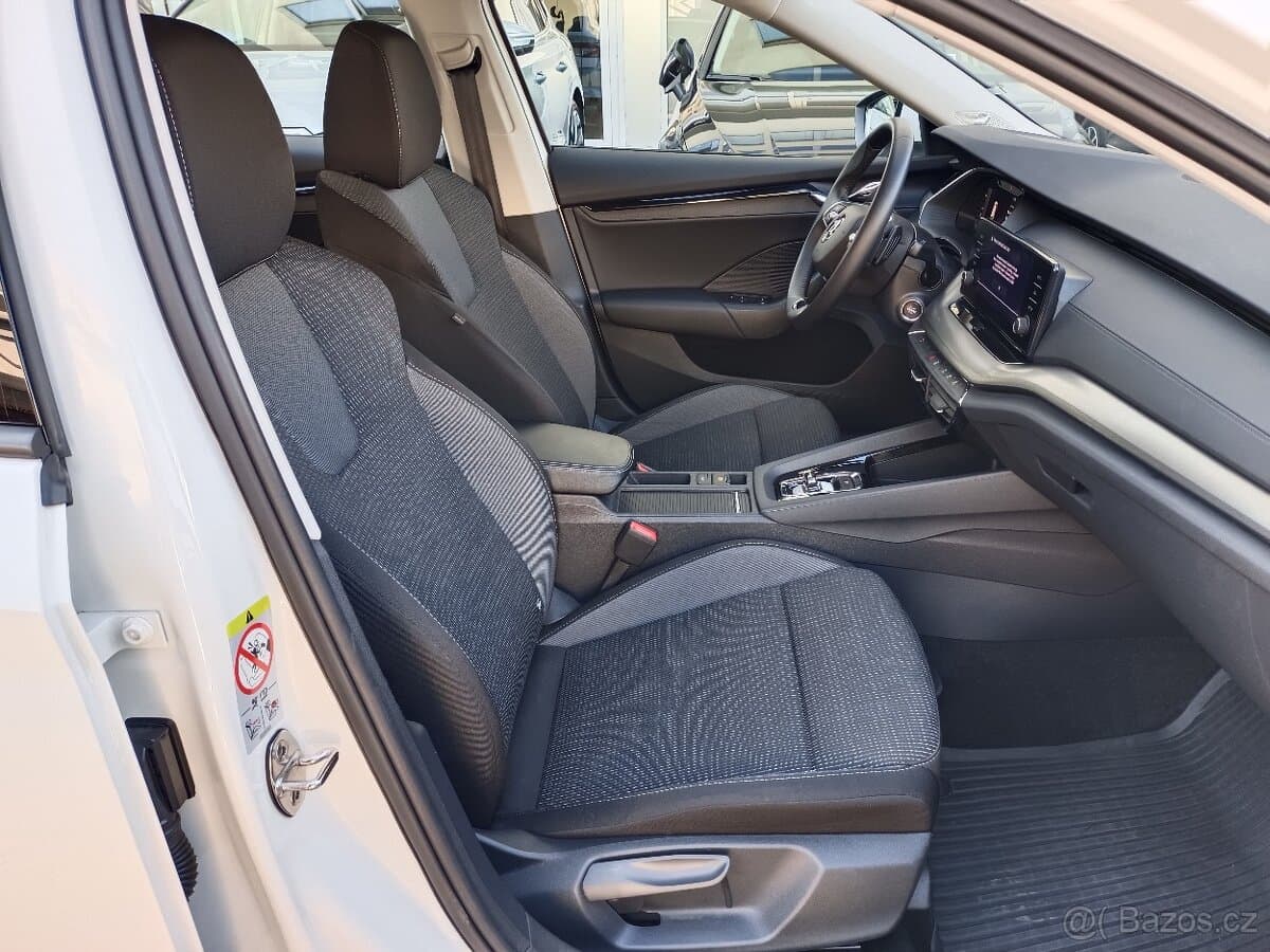2023 Škoda OCTAVIA - 12