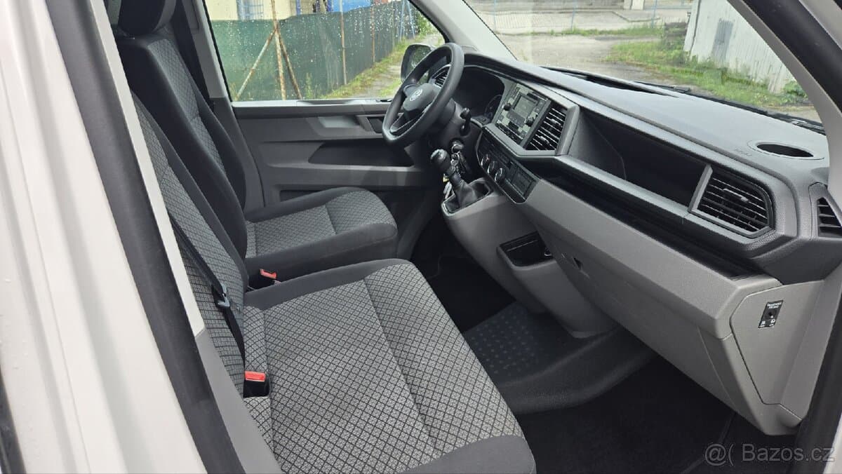 2021 Volkswagen CARAVELLE - 12