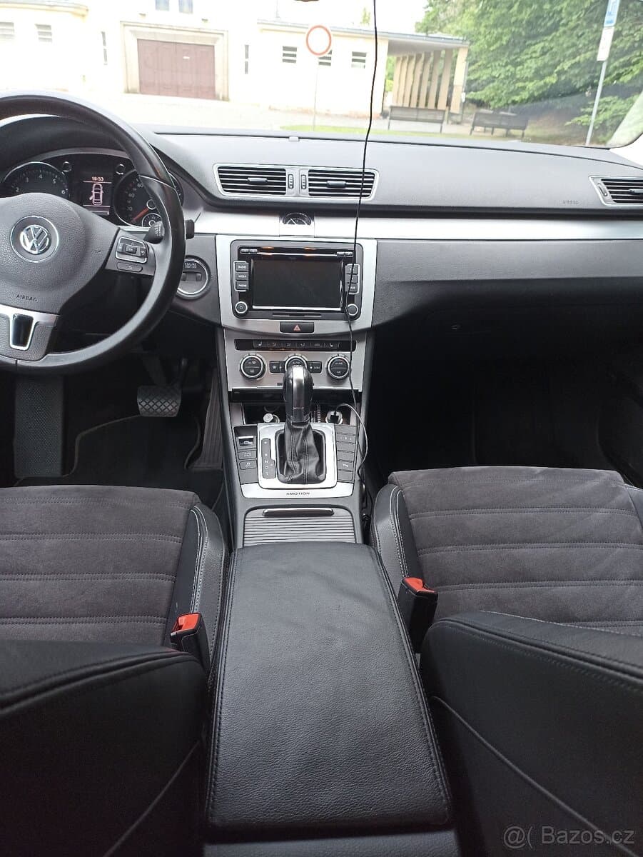 2013 Volkswagen CC - 12