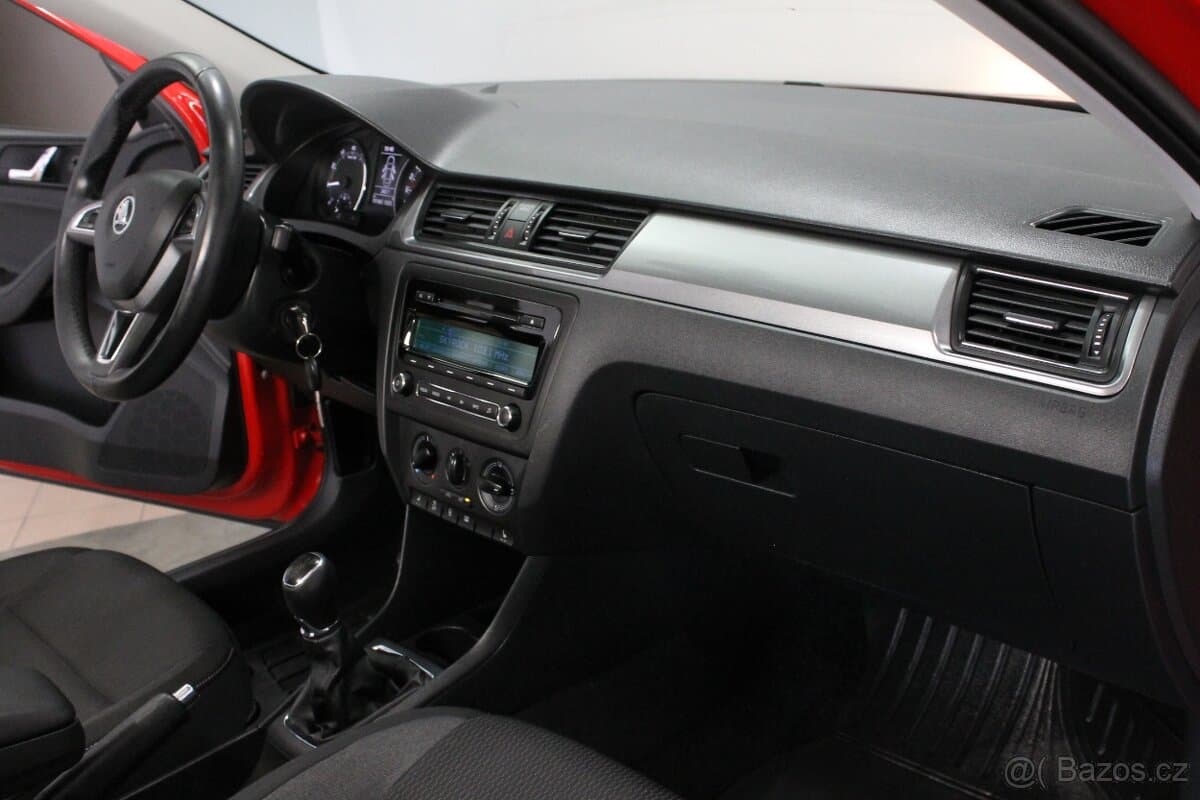 2015 Škoda RAPID - 12