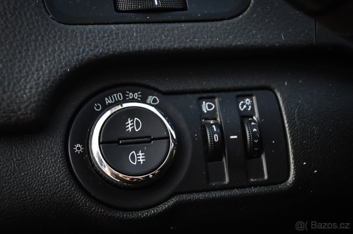 2014 Opel INSIGNIA - 12