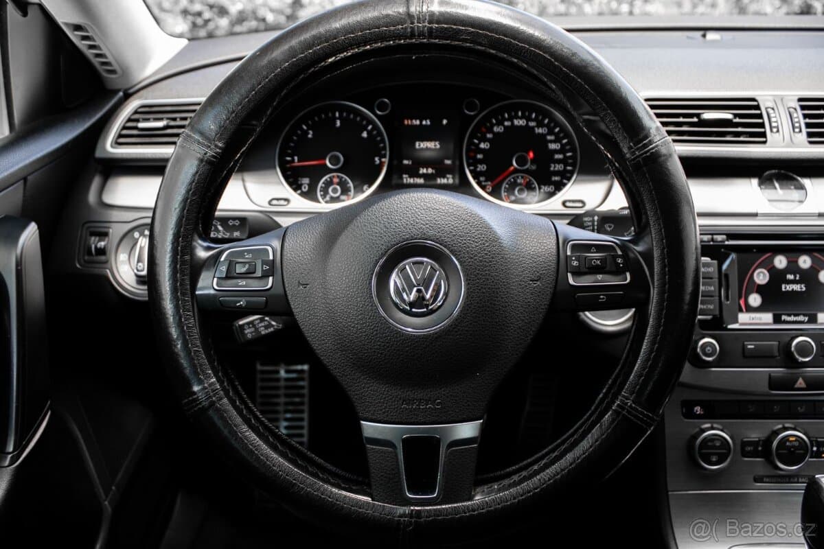 2014 Volkswagen PASSAT - 12