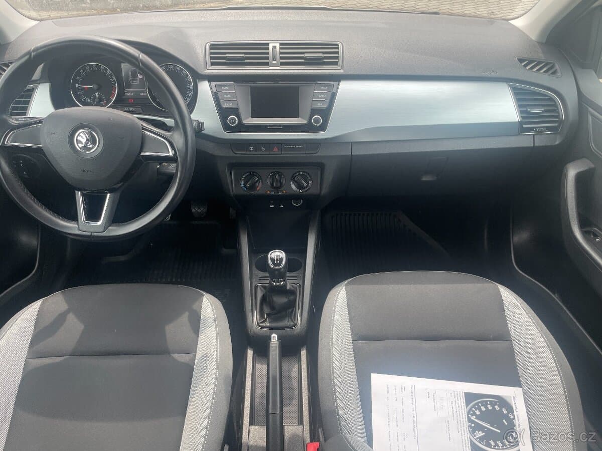 2015 Škoda FABIA - 12