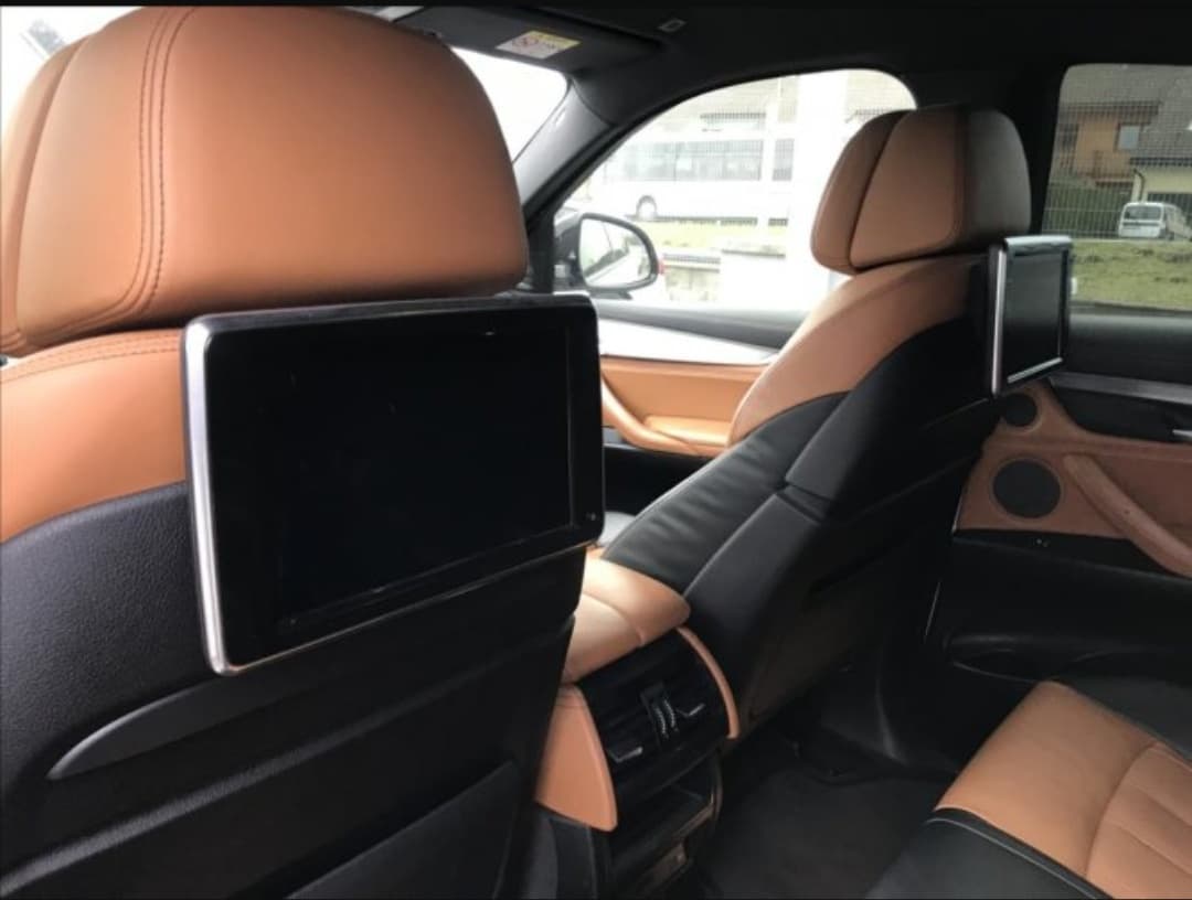 2015 BMW X6 - 12
