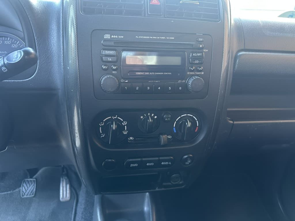 Suzuki JIMNY - 12