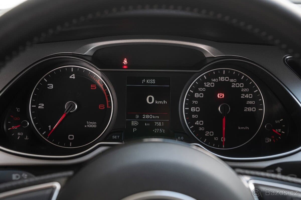 2015 Audi A4 - 12