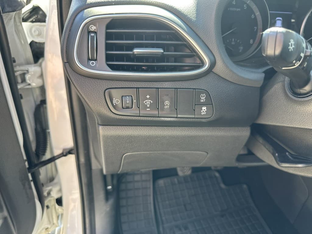 2021 Hyundai i30 - 12