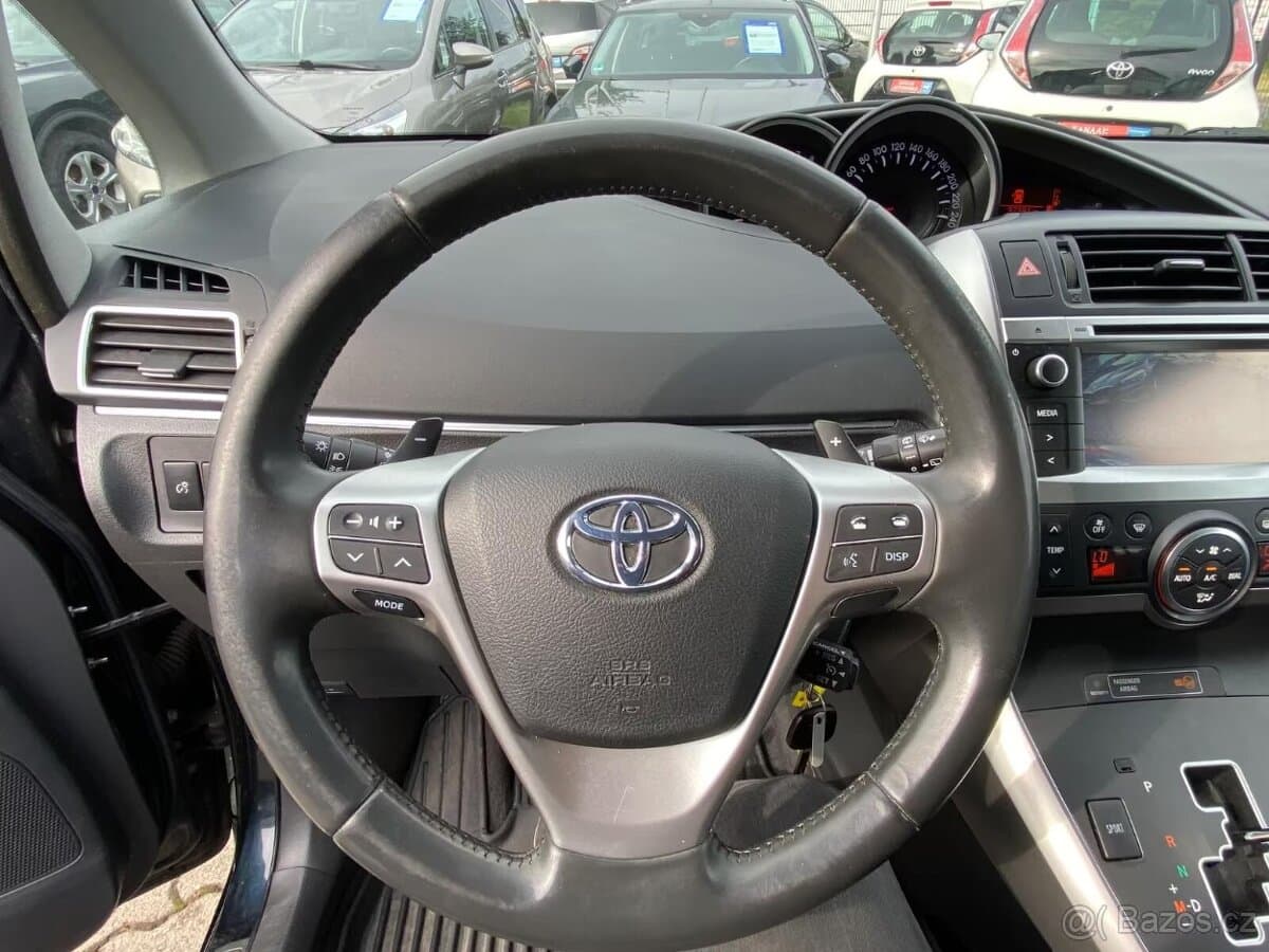 2014 Toyota VERSO - 12