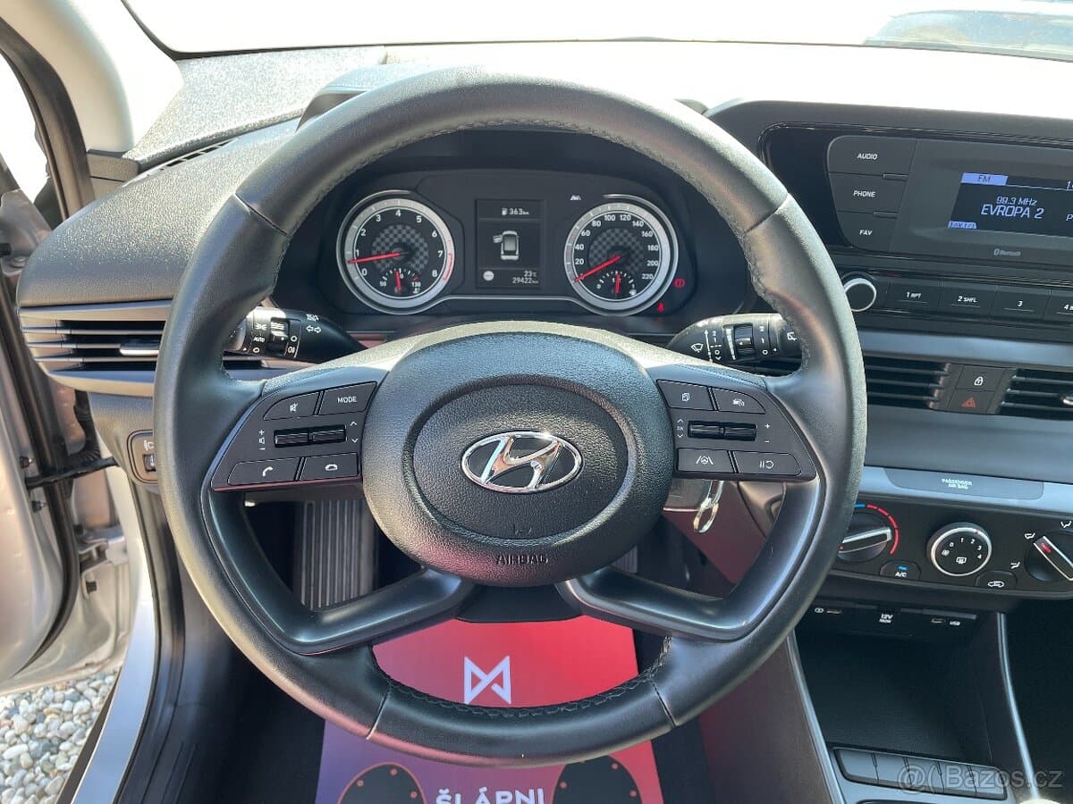 2023 Hyundai BAYON - 12