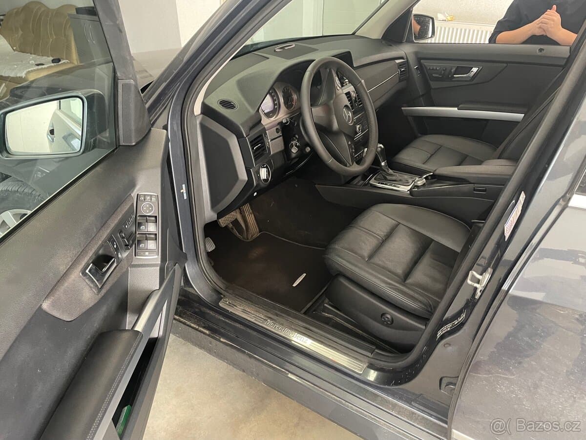 Mercedes-Benz GL - 12