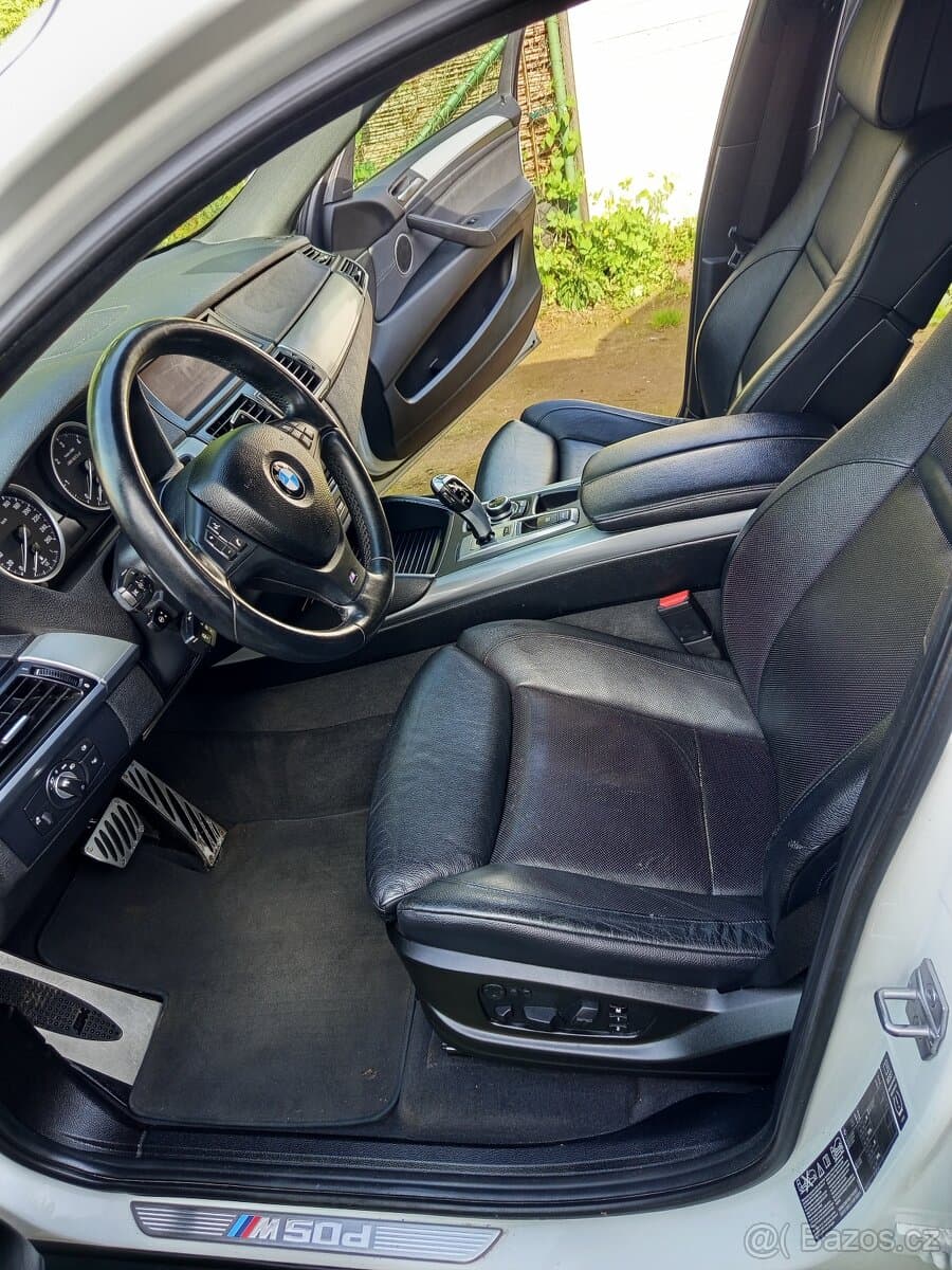 2013 BMW X6 - 12