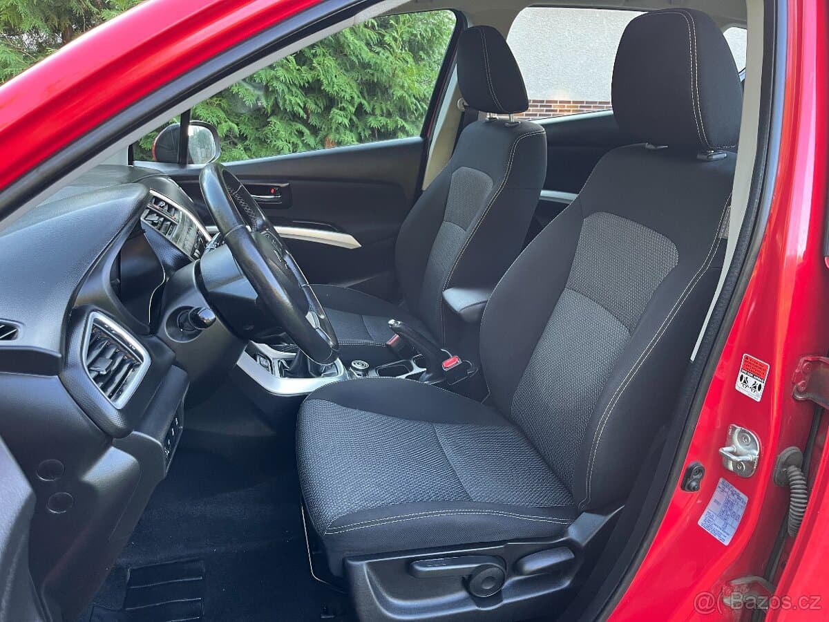2014 Suzuki S-CROSS - 12