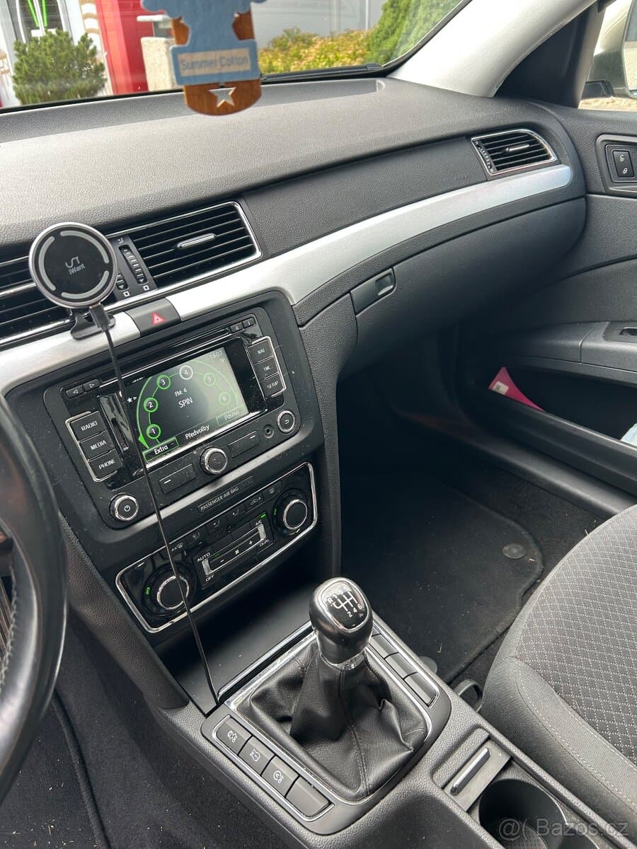2014 Škoda SUPERB - 12