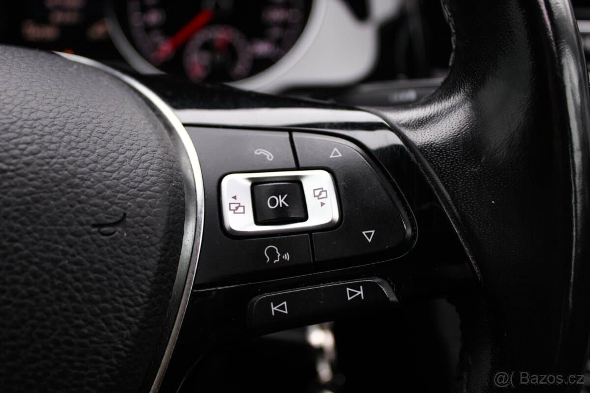 2013 Volkswagen GOLF - 12