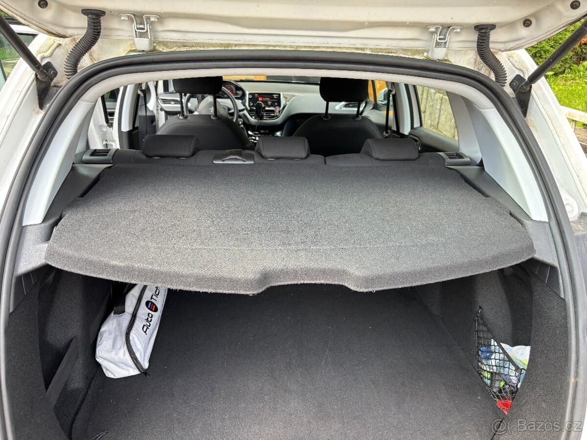2017 Peugeot 2008 - 12