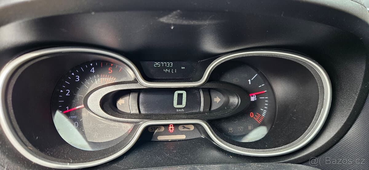 2020 Renault TRAFIC - 12