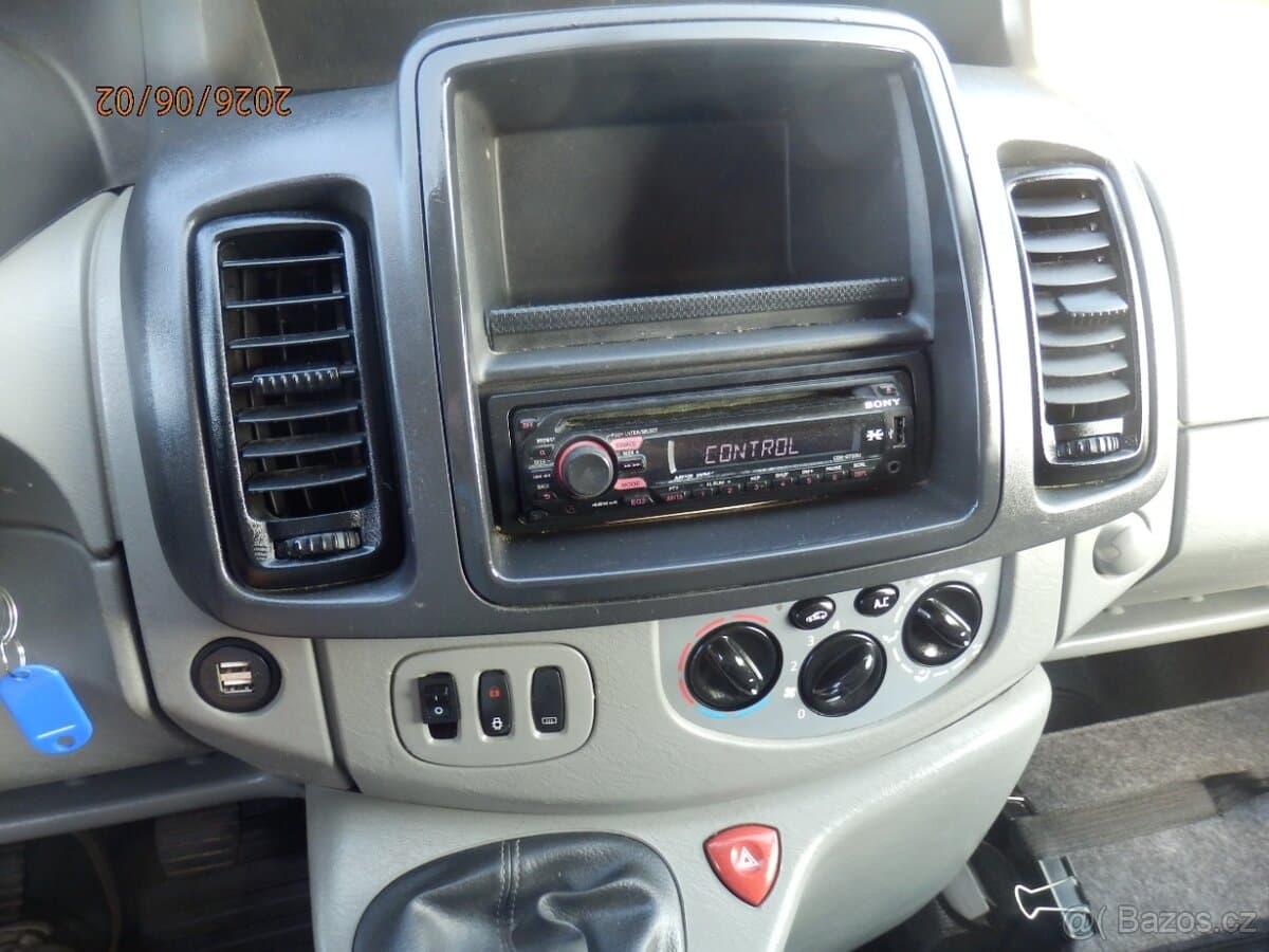 2012 Opel VIVARO - 12