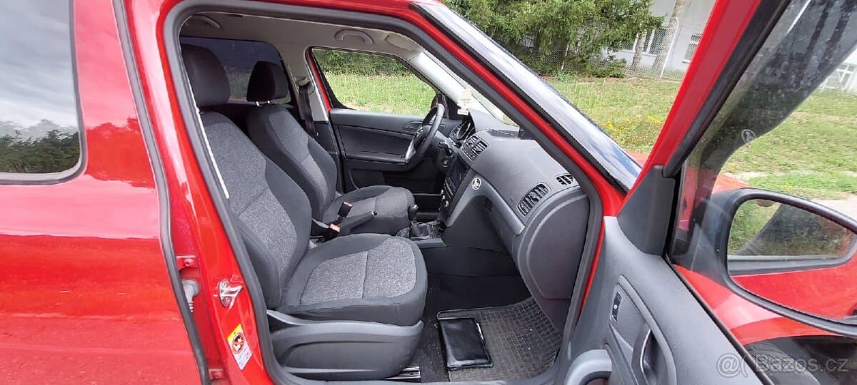 2014 Škoda YETI - 12