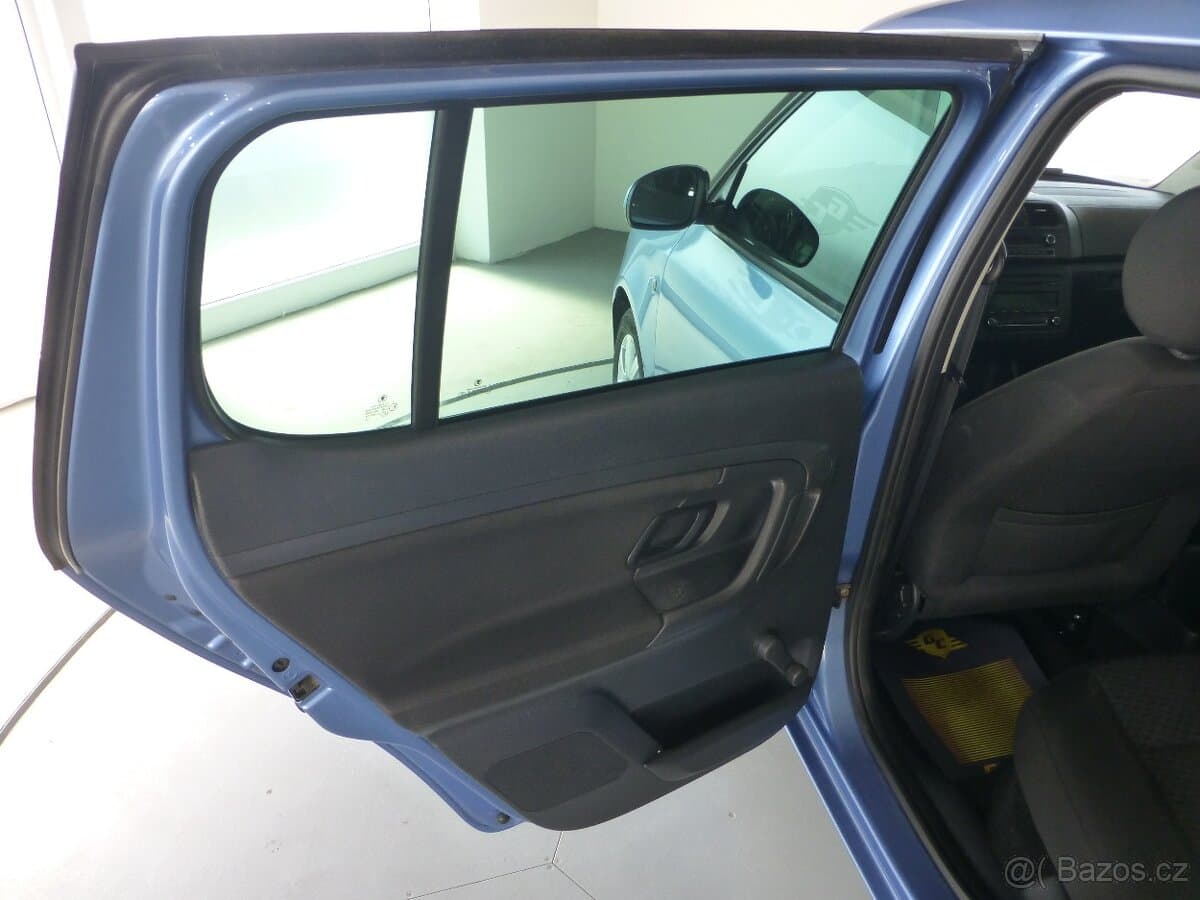 2013 Škoda FABIA - 12