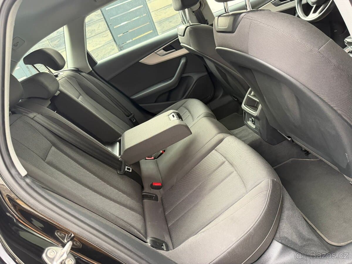 2020 Audi A4 - 12