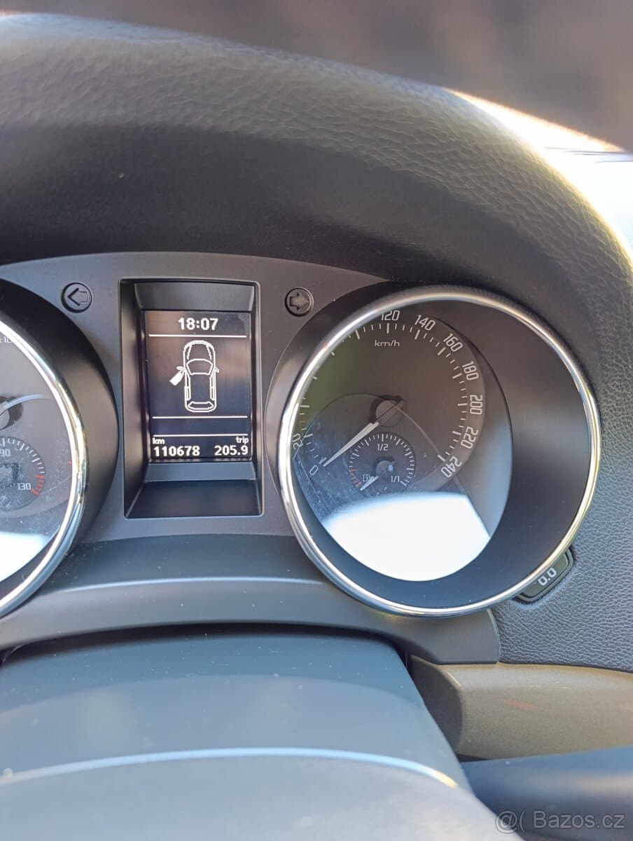 2015 Škoda YETI - 12