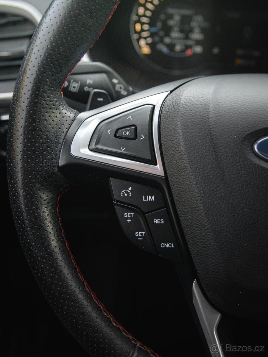 2019 Ford S-MAX - 12