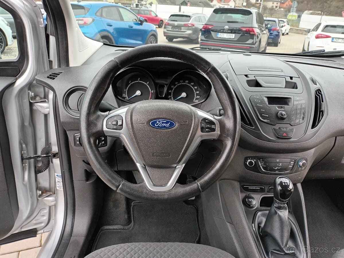 2015 Ford TOURNEO - 12