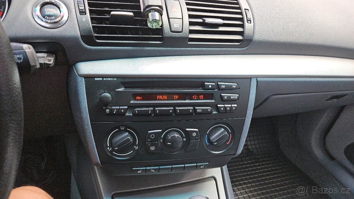 2005 BMW 1-SERIES - 12