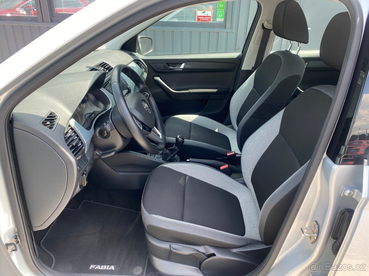 2015 Škoda FABIA - 12