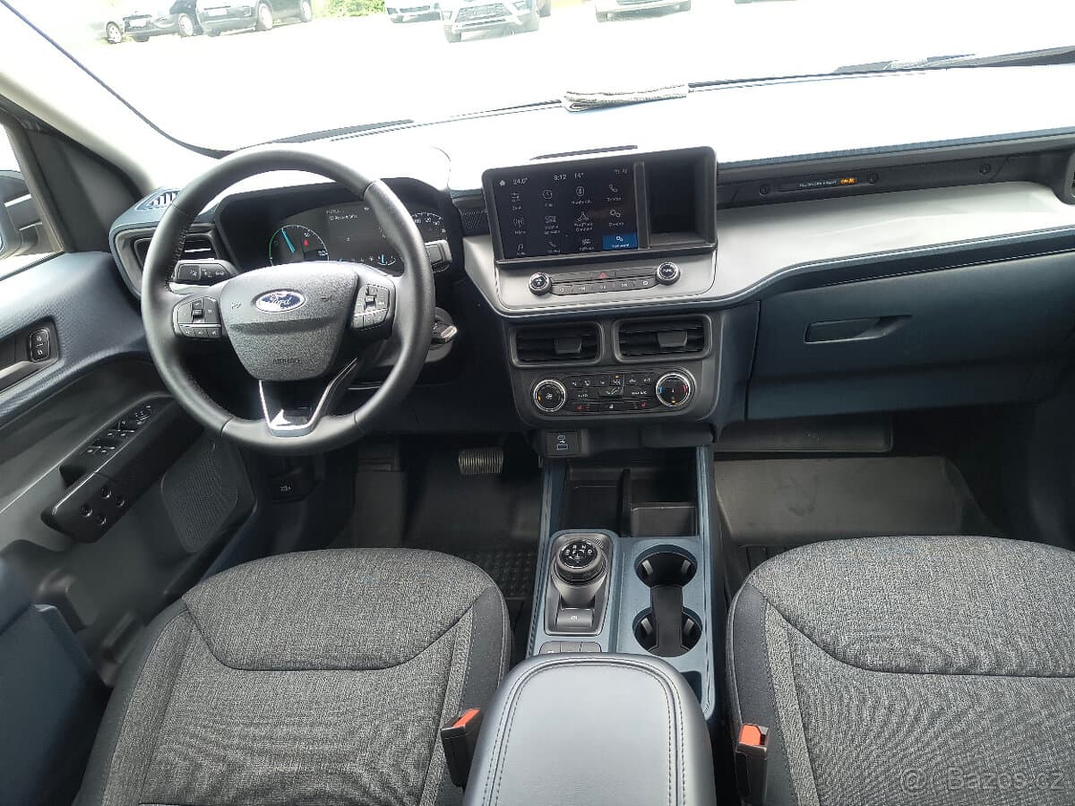 2025 Ford MAVERICK - 12