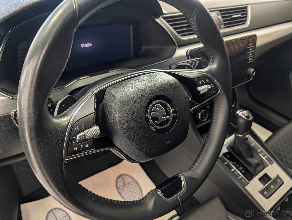 2022 Škoda SUPERB - 12