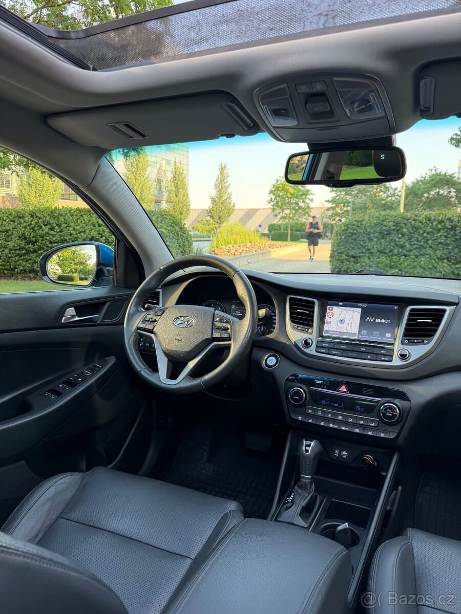 2018 Hyundai TUCSON - 12