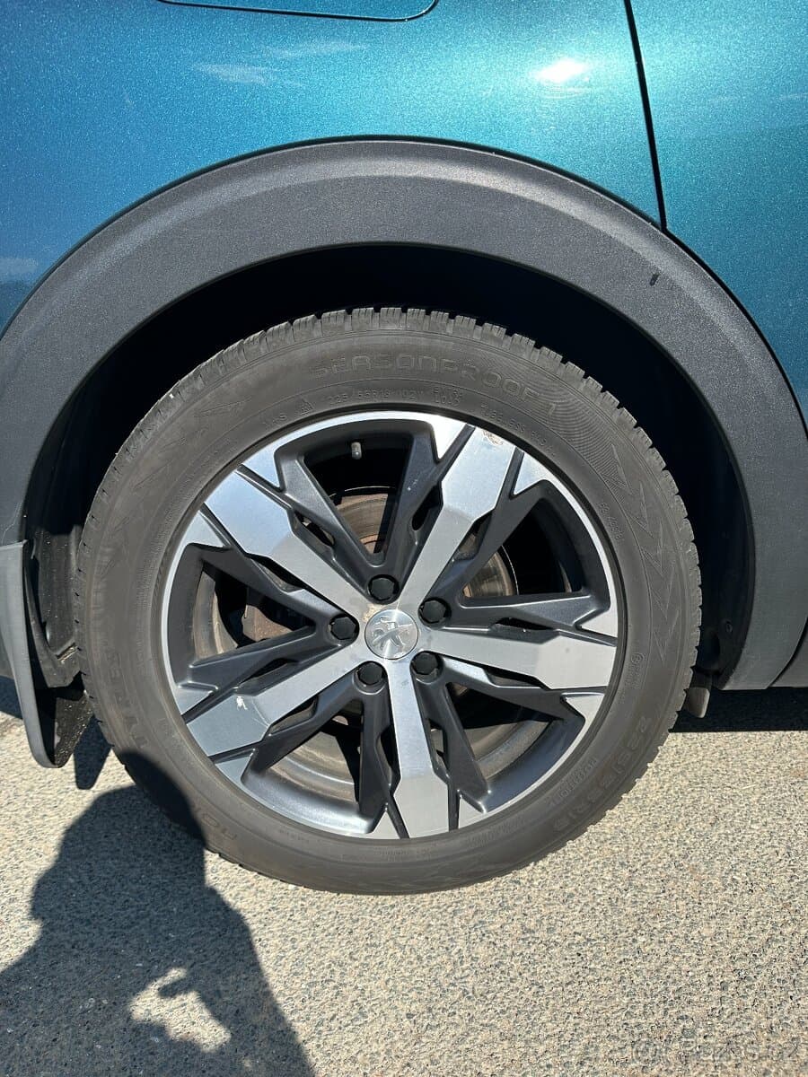 2018 Peugeot 5008 - 12