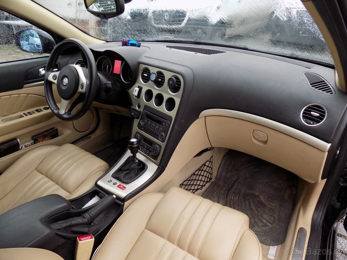 2006 Alfa Romeo 159 - 12